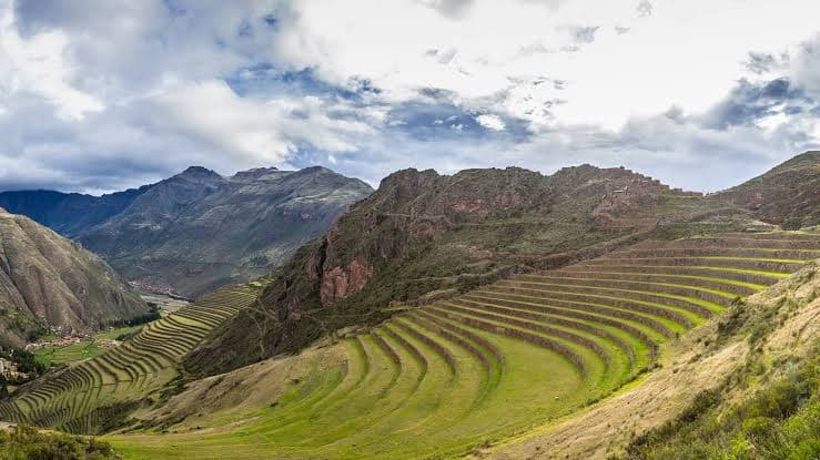 Sacred Valley VIP + Machu Picchu Connection (2D/1N)